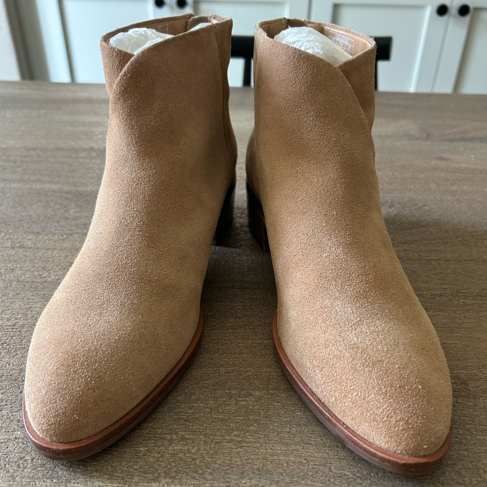 Soludos Boots